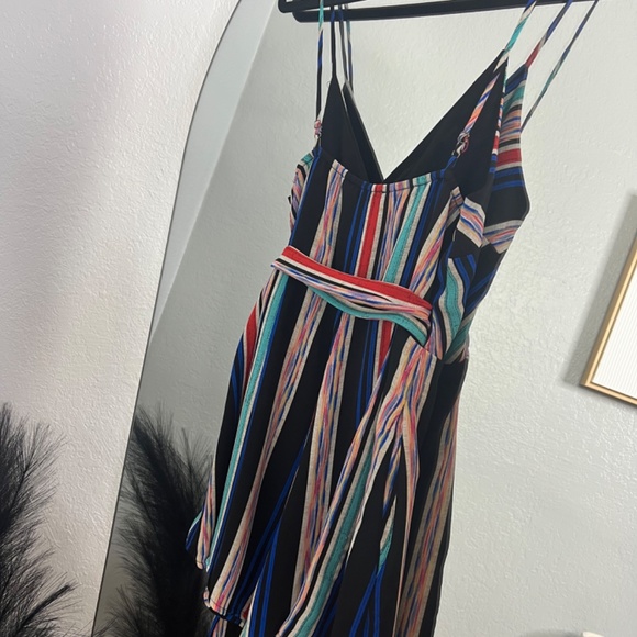 Lush Romper - Picture 3 of 3